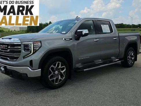 Used 2024 GMC Sierra 1500 SLT w/ SLT Premium Plus Package AWD/4WD image 4