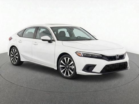 Used 2023 Honda Civic EX-L image 2