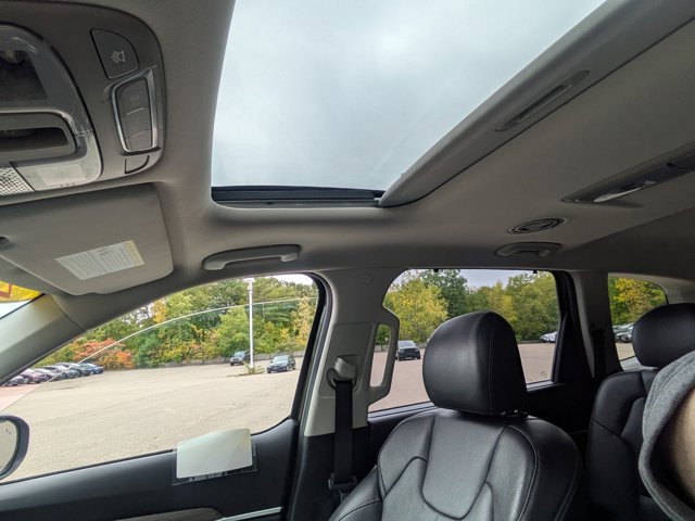 Used 2021 Kia Telluride EX w/ EX Premium Package FWD image 33