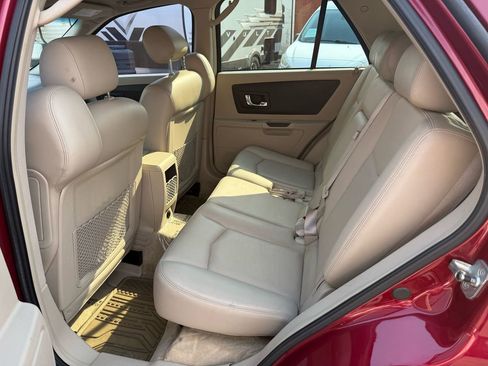 Used 2004 Cadillac SRX image 17