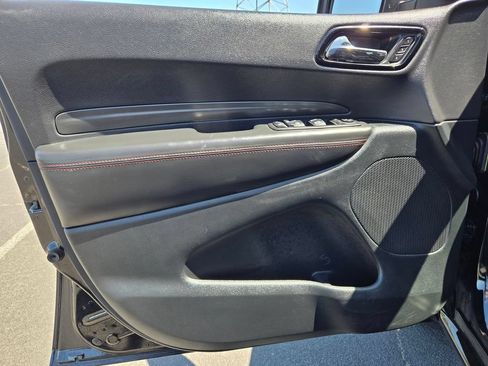 Used 2024 Dodge Durango GT RWD image 17