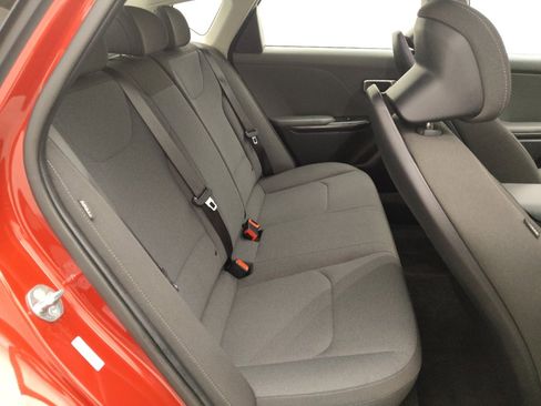 Used 2025 Kia K4 FWD image 19