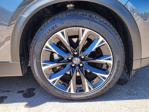 Used 2024 MAZDA CX-90 Plug-In Hybrid w/ Premium Pkg AWD/4WD image 16