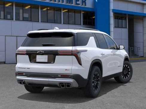 New 2026 Chevrolet Traverse Z71 w/ Enhanced Driving Package image 4