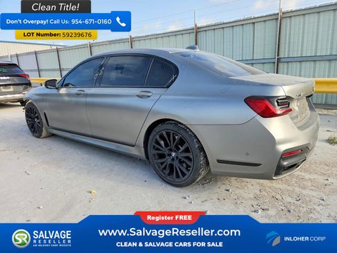Used 2022 BMW 750i xDrive w/ Executive Package AWD/4WD image 3