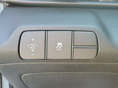 New 2026 Hyundai Elantra SEL Sport FWD image 19
