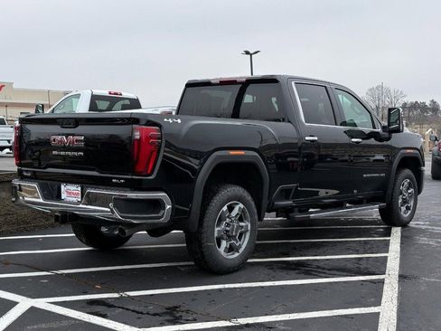 New 2026 GMC Sierra 2500 SLT image 23