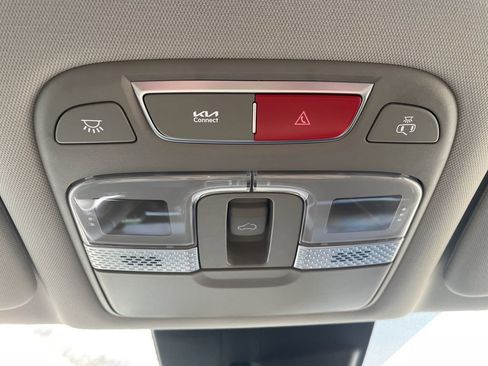 New 2025 Kia Telluride S image 20