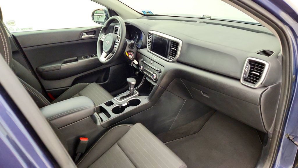 Used 2020 Kia Sportage LX w/ LX Popular Package AWD/4WD image 23