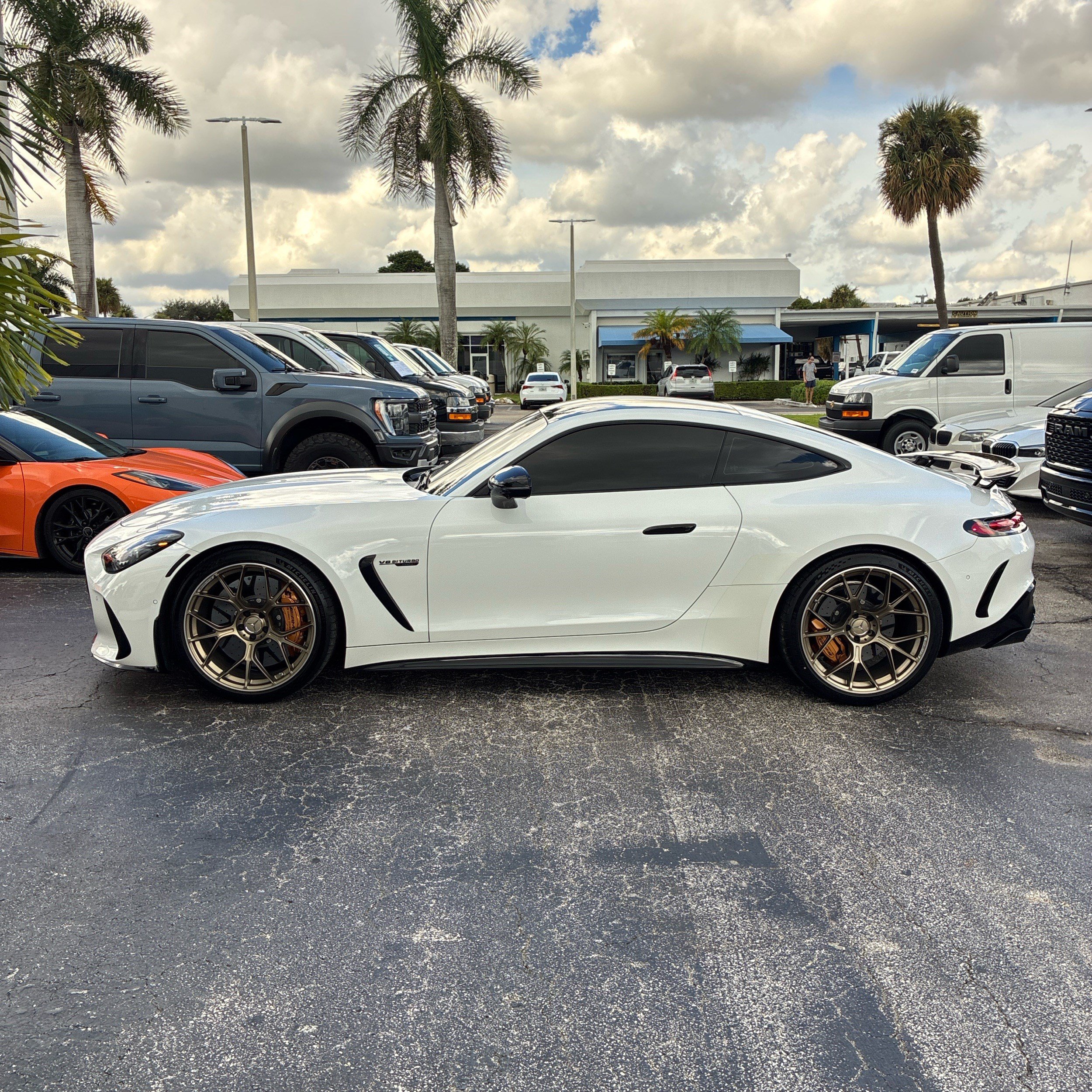 Used 2025 Mercedes-Benz AMG GT 63 image 9