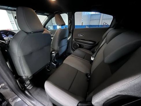 Used 2019 Honda HR-V Sport image 15