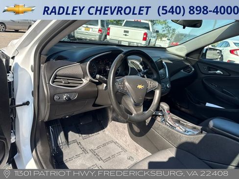 Certified 2024 Chevrolet Malibu RS w/ LPO, Floor Liner Package image 13