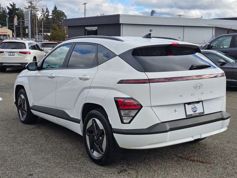 Used 2024 Hyundai Kona SEL image 5