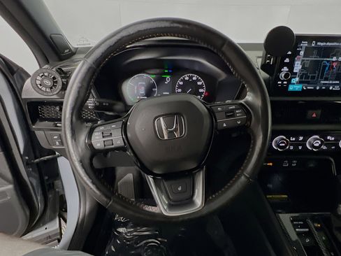 Used 2023 Honda CR-V Sport Touring image 18