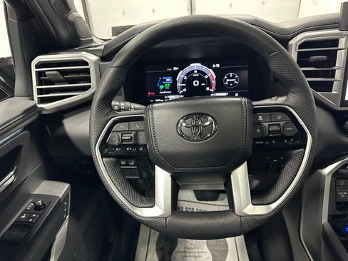 Used 2025 Toyota Tundra Platinum image 19