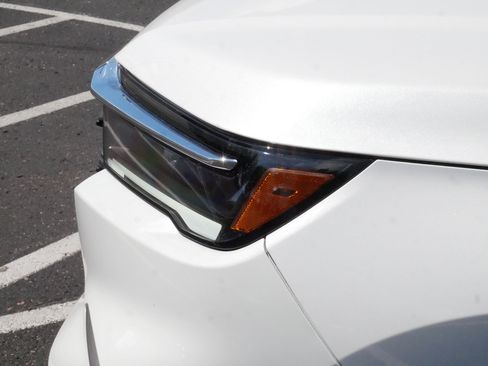 Used 2025 Honda Pilot EX-L image 16