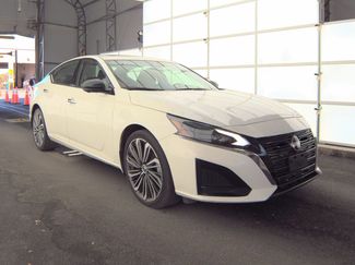 Used 2024 Nissan Altima 2.5 SL video 2