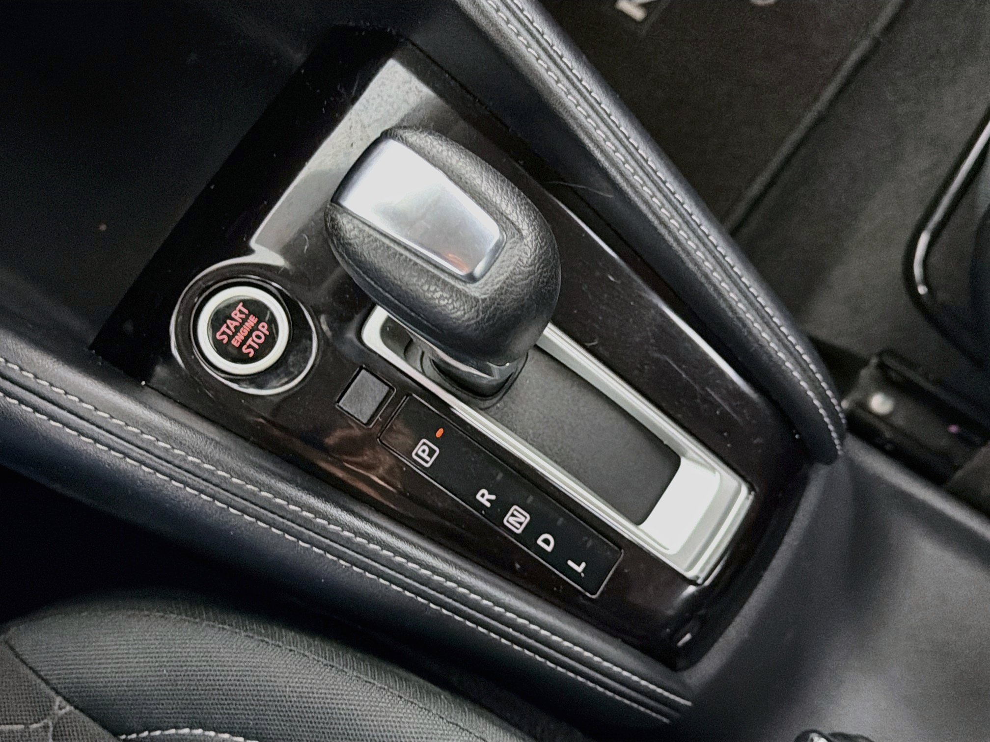 Used 2020 Nissan Kicks SV FWD image 23