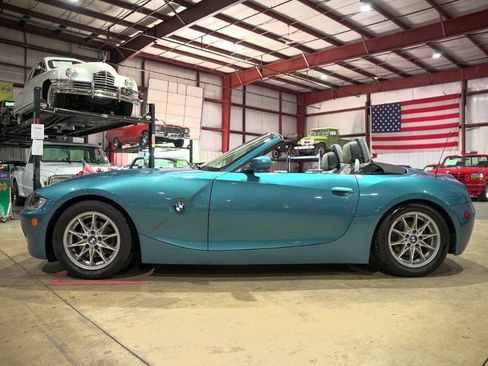 Used 2005 BMW Z4 2.5i RWD image 4