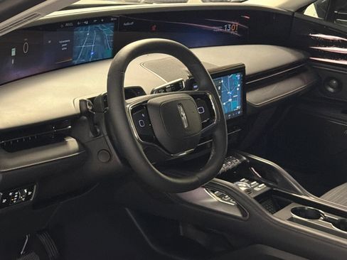 New 2026 Lincoln Nautilus Reserve AWD/4WD image 15