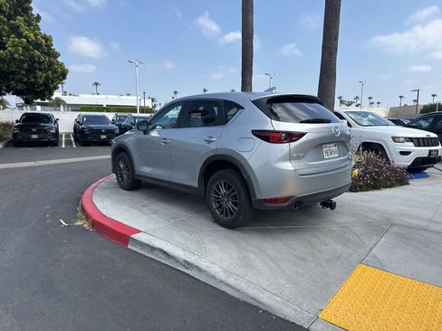 Used 2019 MAZDA CX-5 Sport FWD image 18