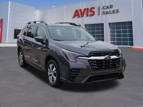Used 2025 Subaru Ascent Premium AWD/4WD image 9