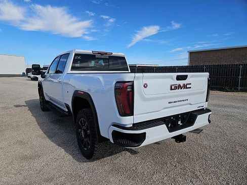 New 2026 GMC Sierra 2500 AT4 w/ Technology Package image 3