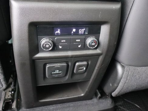 Used 2023 Chevrolet Traverse High Country w/ LPO, Floor Liner Package image 25