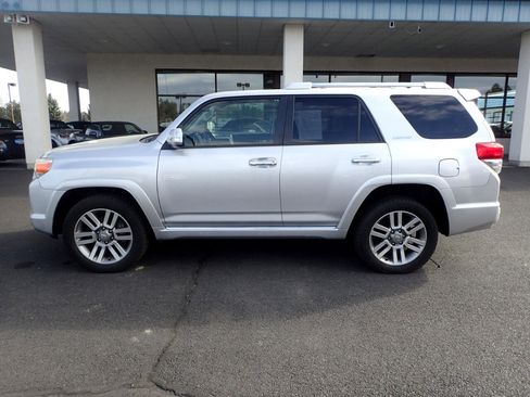 Used 2012 Toyota 4Runner Limited image 2