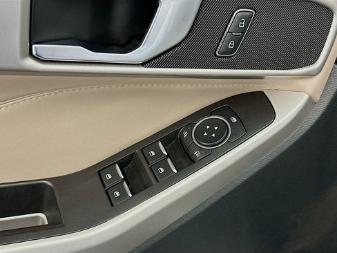 Used 2024 Ford Explorer XLT w/ Equipment Group 202A image 15