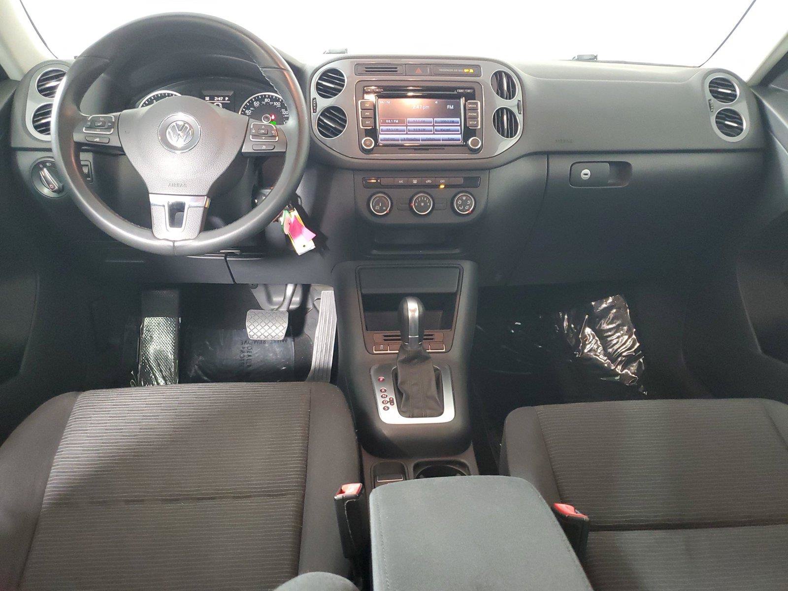Used 2015 Volkswagen Tiguan S FWD image 14