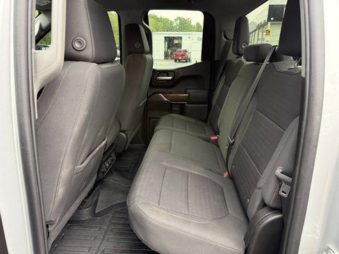 Used 2022 GMC Sierra 1500 Elevation w/ LPO, Elevation Black Package AWD/4WD image 16