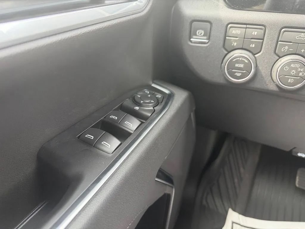 New 2026 Chevrolet Silverado 1500 RST w/ Z71 Off-Road Package AWD/4WD image 14