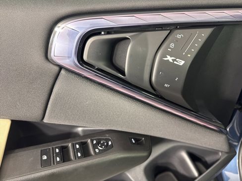 Used 2025 BMW X3 xDrive30i w/ Premium Package image 30