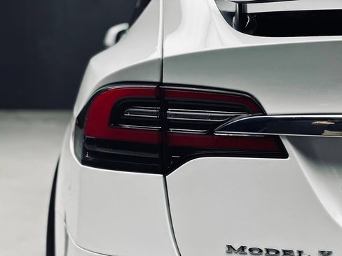 Used 2020 Tesla Model X Performance AWD/4WD image 14