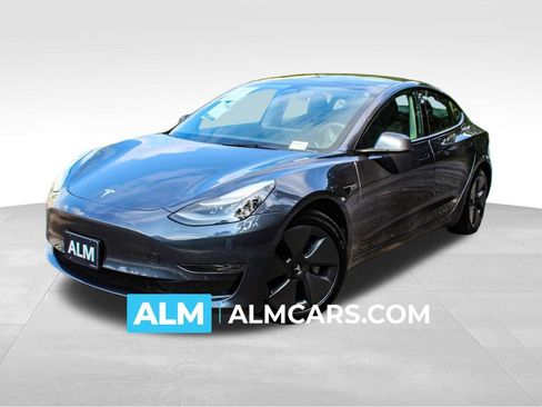 Used 2023 Tesla Model 3 Standard Range RWD image 1
