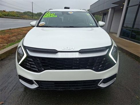 Certified 2023 Kia Sportage EX image 2