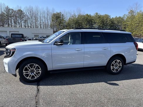 Used 2025 Ford Expedition Max Active image 4