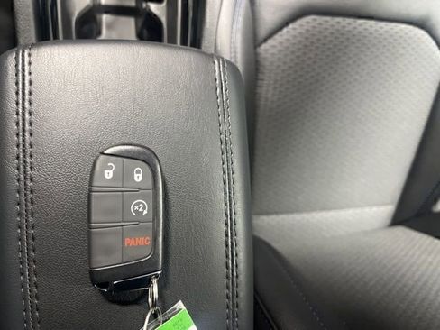 New 2026 Jeep Compass Latitude image 17