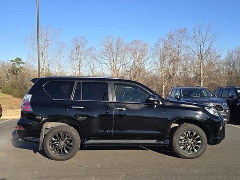 Used 2021 Lexus GX 460 Premium image 2