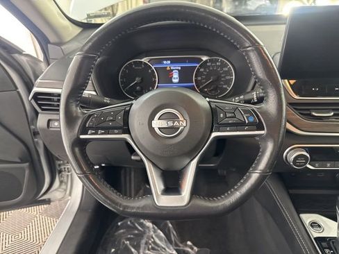 Used 2023 Nissan Altima 2.5 SL image 30