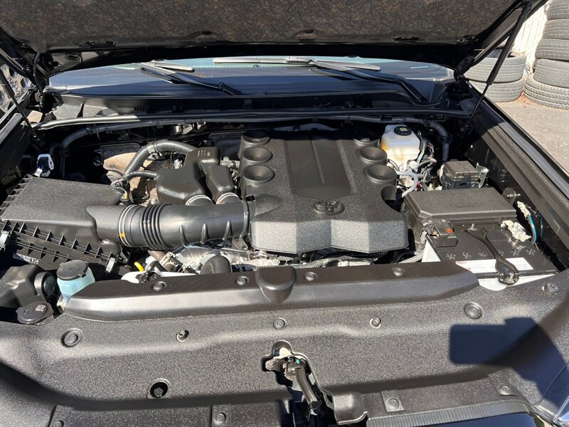 Used 2023 Toyota 4Runner Limited AWD/4WD image 45
