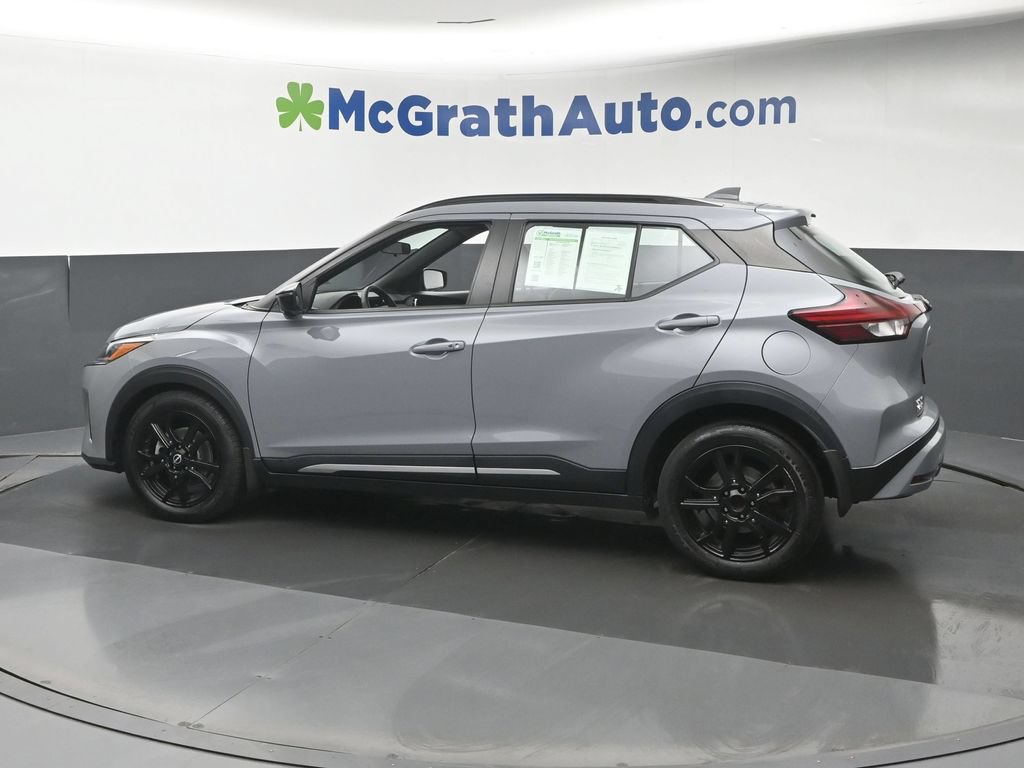 Used 2023 Nissan Kicks SR w/ SR Premium Package FWD image 23