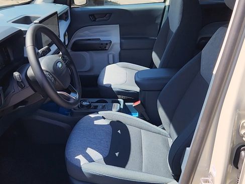 New 2025 Ford Maverick XLT w/ XLT Luxury Package image 18