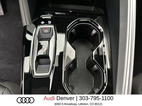 Used 2025 Audi Q5 Premium w/ Convenience Package AWD/4WD image 20