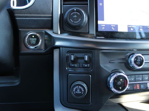 Used 2022 Ford F150 Platinum w/ Equipment Group 701A High image 22