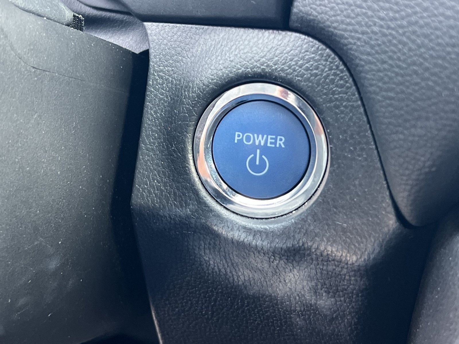Used 2021 Toyota RAV4 XLE w/ Convenience Package AWD/4WD image 33