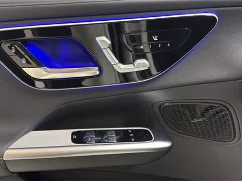 Used 2026 Mercedes-Benz GLC 300 4MATIC image 17