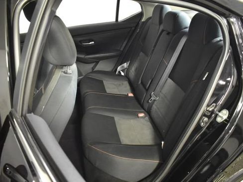 Certified 2021 Nissan Sentra SR FWD image 26