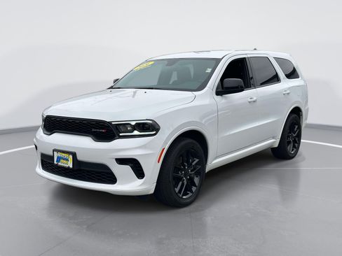 Used 2026 Dodge Durango GT AWD/4WD image 3